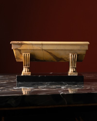 Decorative Objects  - Small-scale reproduction of an ancient labrum