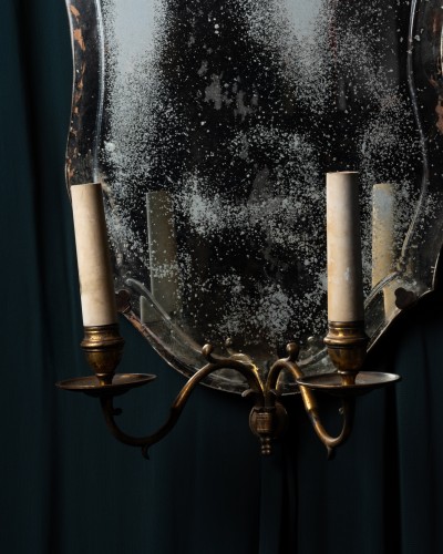 Two Queen Anne style gilt-metal mounted mirror sconces - Mirrors, Trumeau Style 