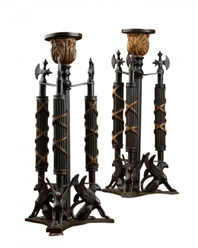 Paire de bougeoirs républicains en bronze patiné et doré