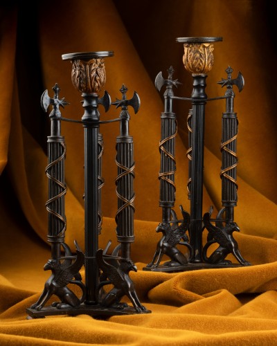 Luminaires Bougeoirs et Chandeliers - Paire de bougeoirs républicains en bronze patiné et doré