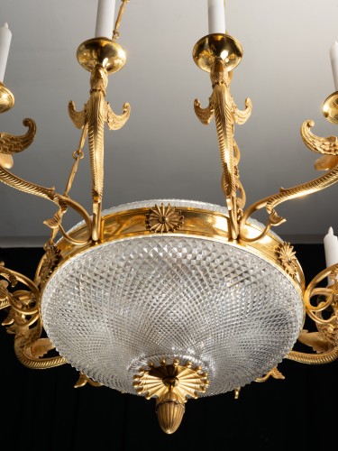 Empire - Russian Empire Twelve-light cut crystal and gilt bronze chandelier