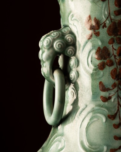 A Large Celadon Vase By Théodore Deck, decoration attributed To Éléonore Escallier - Porcelain & Faience Style Art nouveau