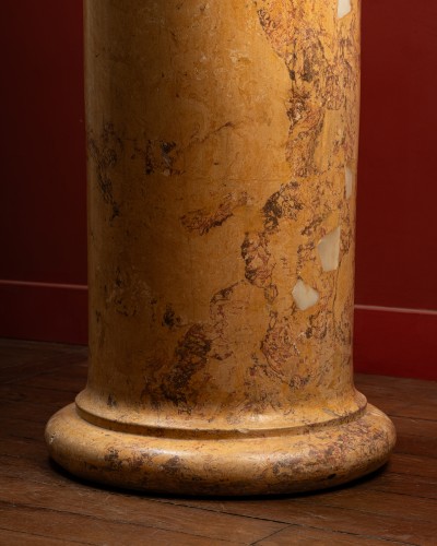 A scagliola column imitating breccia gialla - Decorative Objects Style 