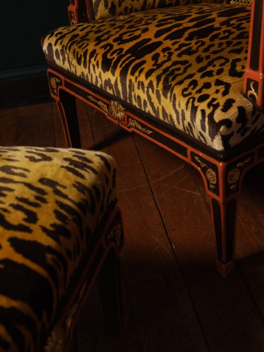 Sièges Fauteuil & Bergère - Fauteuil-bergère sinisant et son tabouret, ca. 1900