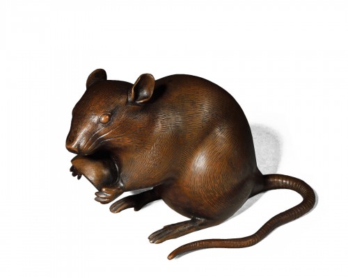 Okimono - Rat with chestnut, Meiji period