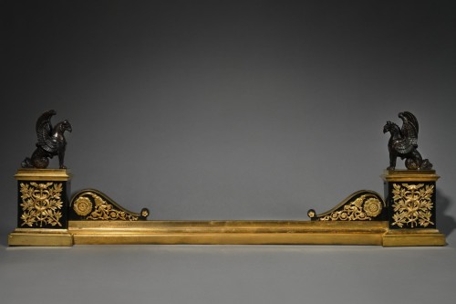 Neoclassical fireplace bar - Restoration period - Decorative Objects Style 