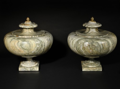Paire de vases en marbre cipolin – XIXe siècle - Objet de décoration Style 