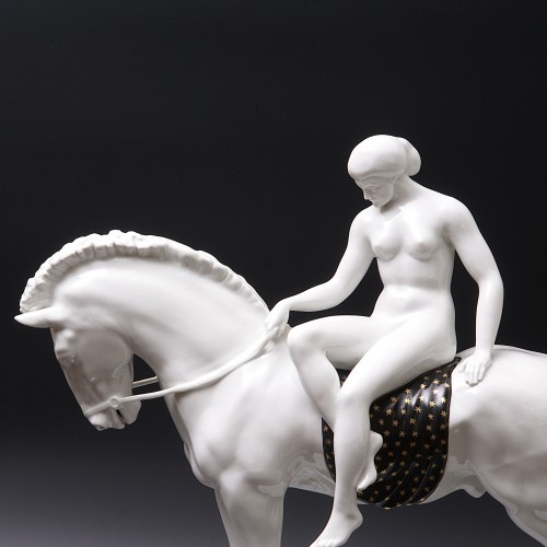 20th century - &quot;Lady Godiva&quot; Porcelain group  after a model by ANTON GRATH (1881-1956)