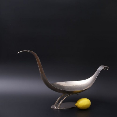 Objet de décoration Cassolettes, coupe et vase - Grande coupe "oiseau" en laiton nickelé de Franz Hagenauer