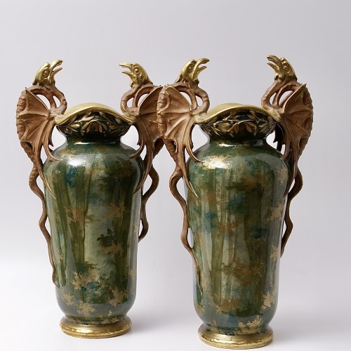 Pair of &quot;Pterodactyls in a Forest&quot; Porcelain Vases by Amphora - Porcelain & Faience Style Art nouveau