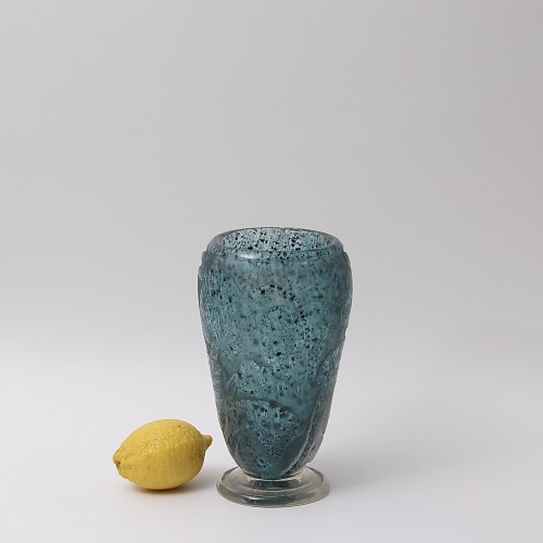 Deeply Acid Etched Art Deco Glass Vase by Moser &amp; Söhne Karlsbad - Glass & Crystal Style Art Déco