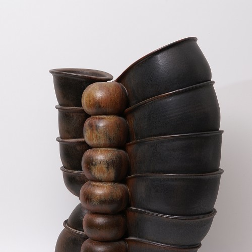 Céramiques, Porcelaines  - Grande sculpture en grès de Beate Kuhn (1927-2015) vers 1990
