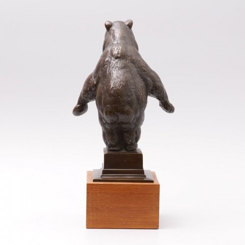 20th century - Standing Bear - August GAUL (1869-1921) 