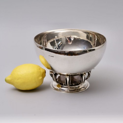 Coupe sur pied de Gustav Pedersen en argent 925 martelé de Georg Jensen - Art Déco