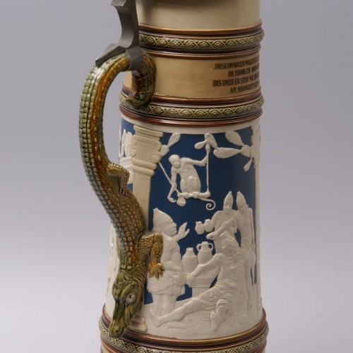 Antiquités - Very large Mettlach Beer Mug illustrating an old drinking Song