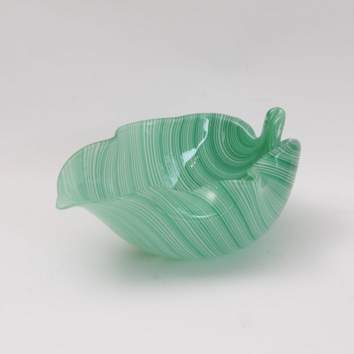 Venini Glass Leaf designed by Tyra Lundgren - Art Déco