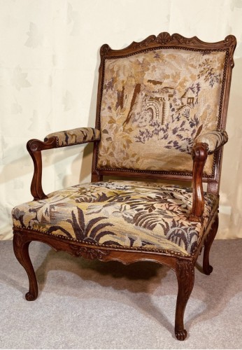 XVIIIe siècle - Fauteuil Louis XIV du en bois naturel sculpté