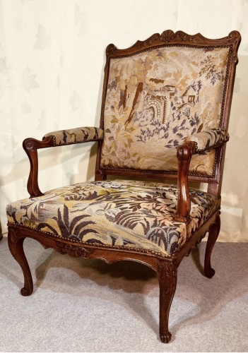 Antiquités - Fauteuil Louis XIV du en bois naturel sculpté