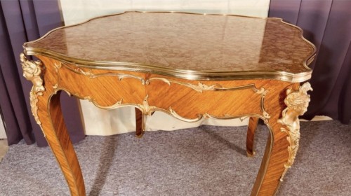Napoléon III - Gueridon in marquetry and gilt bronze, late 19th century