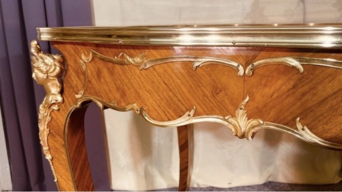 Antiquités - Gueridon in marquetry and gilt bronze, late 19th century