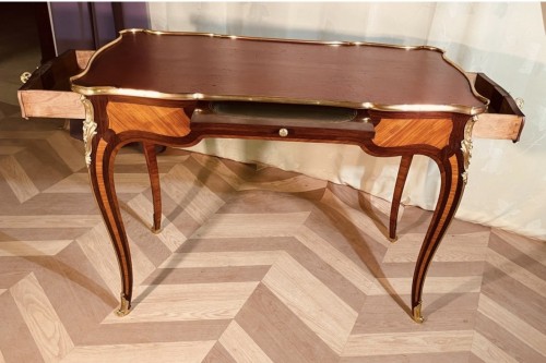 Table à écrire signée BEURDELEY (1808-1882) - Mobilier Style Napoléon III
