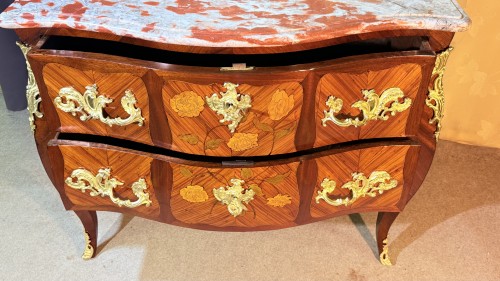 Louis XV commode - Louis XV