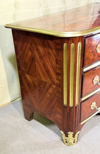 Mobilier Commode - Commode Louis XIV, première moitié du XVIIIe siècle
