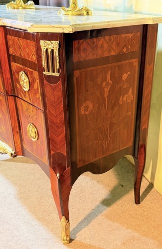 Antiquités - Commode Transition du XVIIIe siècle