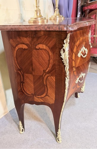 Commode estampillée MIGEON - Mobilier Style Louis XV