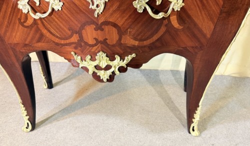 XVIIIe siècle - Commode estampillée MIGEON