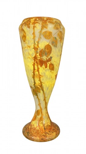 Daum Nancy, important vase en verre multicouche