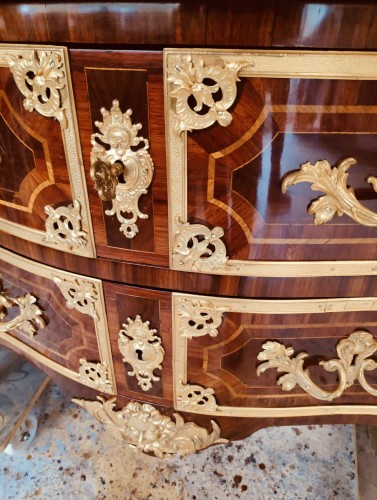 Commode Régence dite "à la Cressent" vers 1720 - Mobilier Style Régence