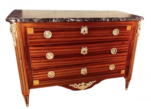 Commode Louis XVI en placage de satiné