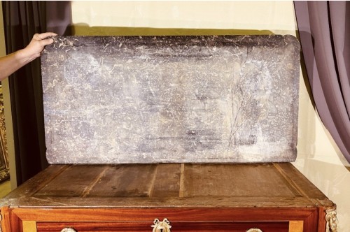 XVIIIe siècle - Commode Louis XVI en placage de satiné