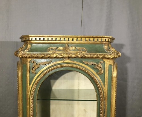 Mobilier Bibliothéque, vitrine - Vitrine Italienne du XVIIIe siècle
