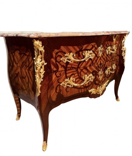 Commode Louis XV estampillée BVRB