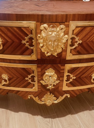 XVIIIe siècle - Commode par Charles CRESSENT, époque Louis XV vers 1725-1735