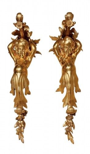 Pair of wall sconces in gilt bronze, late 19th century.