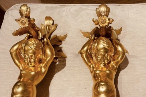 Antiquités - Pair of wall sconces in gilt bronze, late 19th century.