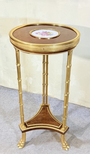 Mobilier Table & Guéridon - Guéridon en bronze aux tiges de bambou , vers 1880