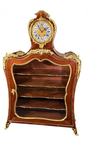 Cartonnier à pendule du XVIIIe siècle