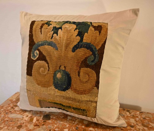 Pair of 17th Century Flemish Tapestry Cushions - 