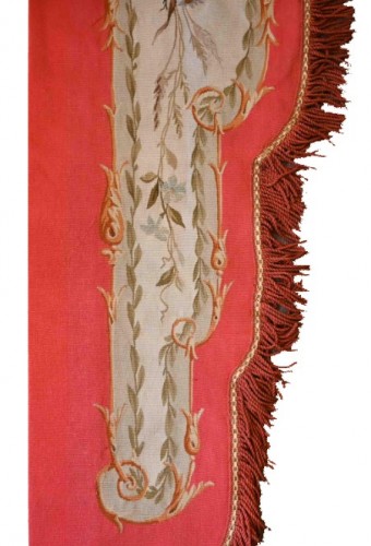 Tapestry & Carpet  - 19th-century tapestry valance from the Aubusson Manufactory