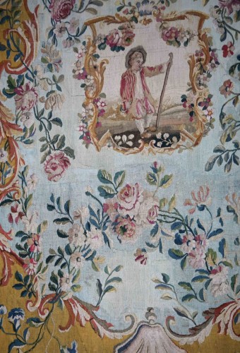 Tapisserie à médaillon central, Manufacture d'Aubusson, XVIIIe Siècle - Tapisserie & Tapis Style Louis XV