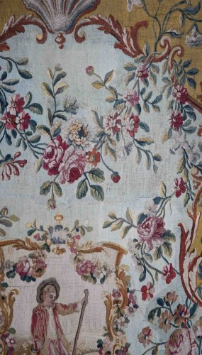 Tapisserie & Tapis Tapisserie - Tapisserie à médaillon central, Manufacture d'Aubusson, XVIIIe Siècle