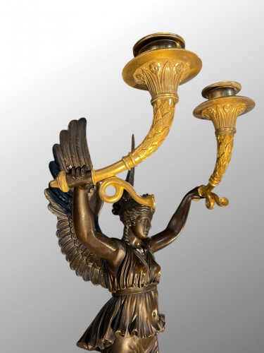 Candélabre en bronze doré et patiné, époque Empire - Luminaires Style Empire