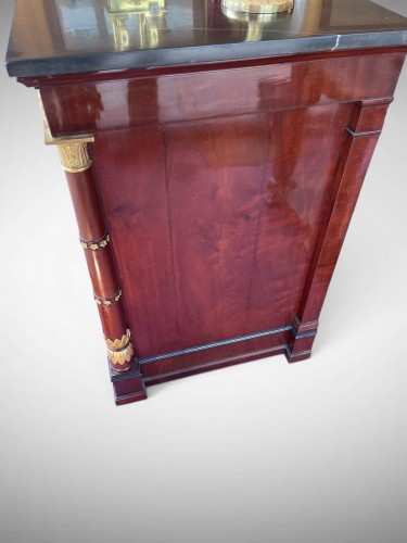 Commode à portes d'époque Empire attribuée à Alexandre Maigret - Galerie Maxime Fustier