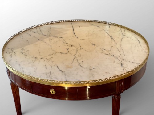 Très grande table bouillotte en acajou, fin du XVIIIe début du XIXe - Mobilier Style 
