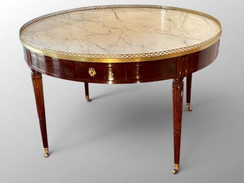 Mobilier Table & Guéridon - Très grande table bouillotte en acajou, fin du XVIIIe début du XIXe