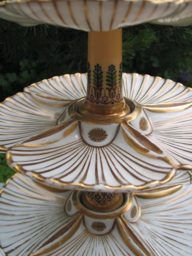 Paire de porte-douceurs en porcelaine de Paris époque Charles X - Céramiques, Porcelaines Style Restauration - Charles X